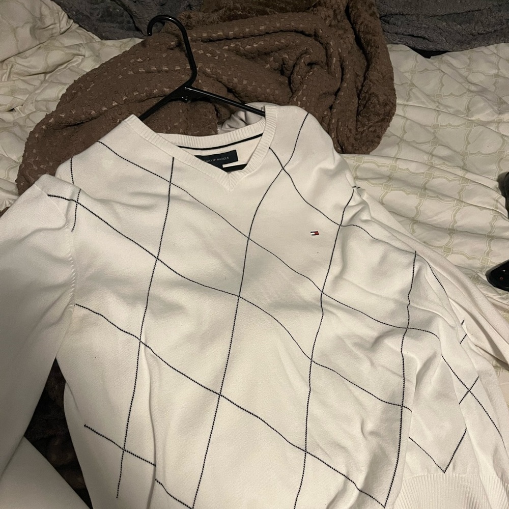 Tommy Hilfiger knit sweater